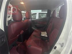 میتسوبیشی L200